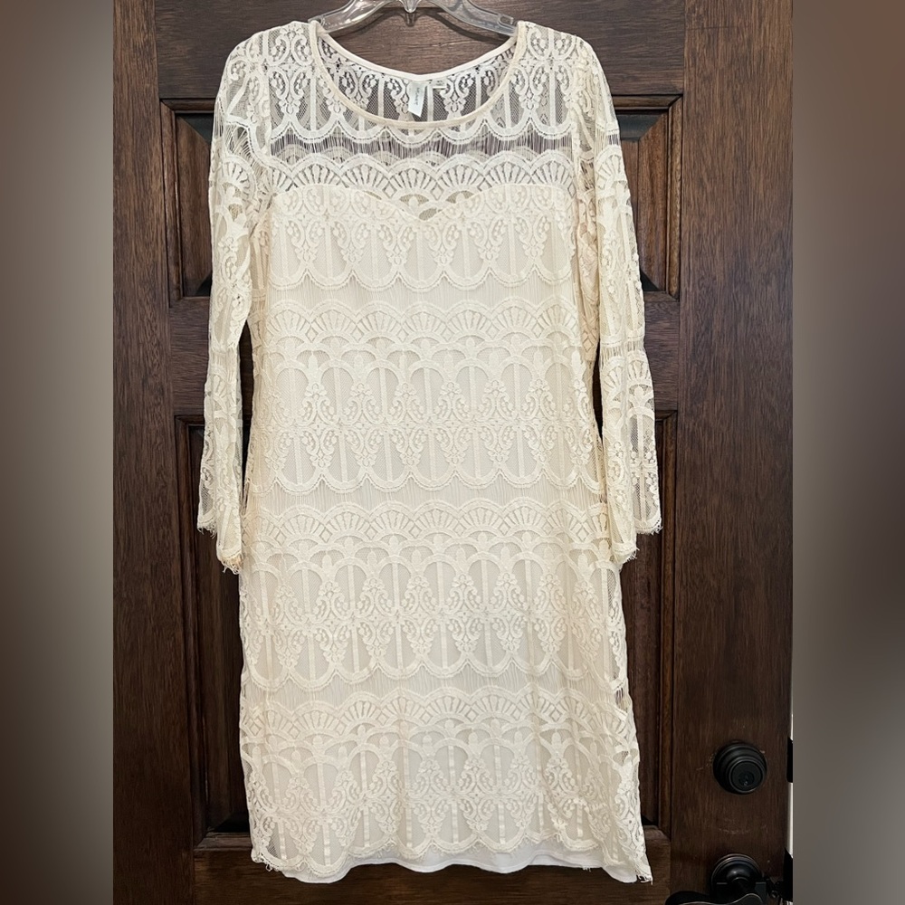 Tacera Dress Size XL Ivory Color